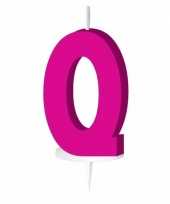 Roze taart kaarsje letter q